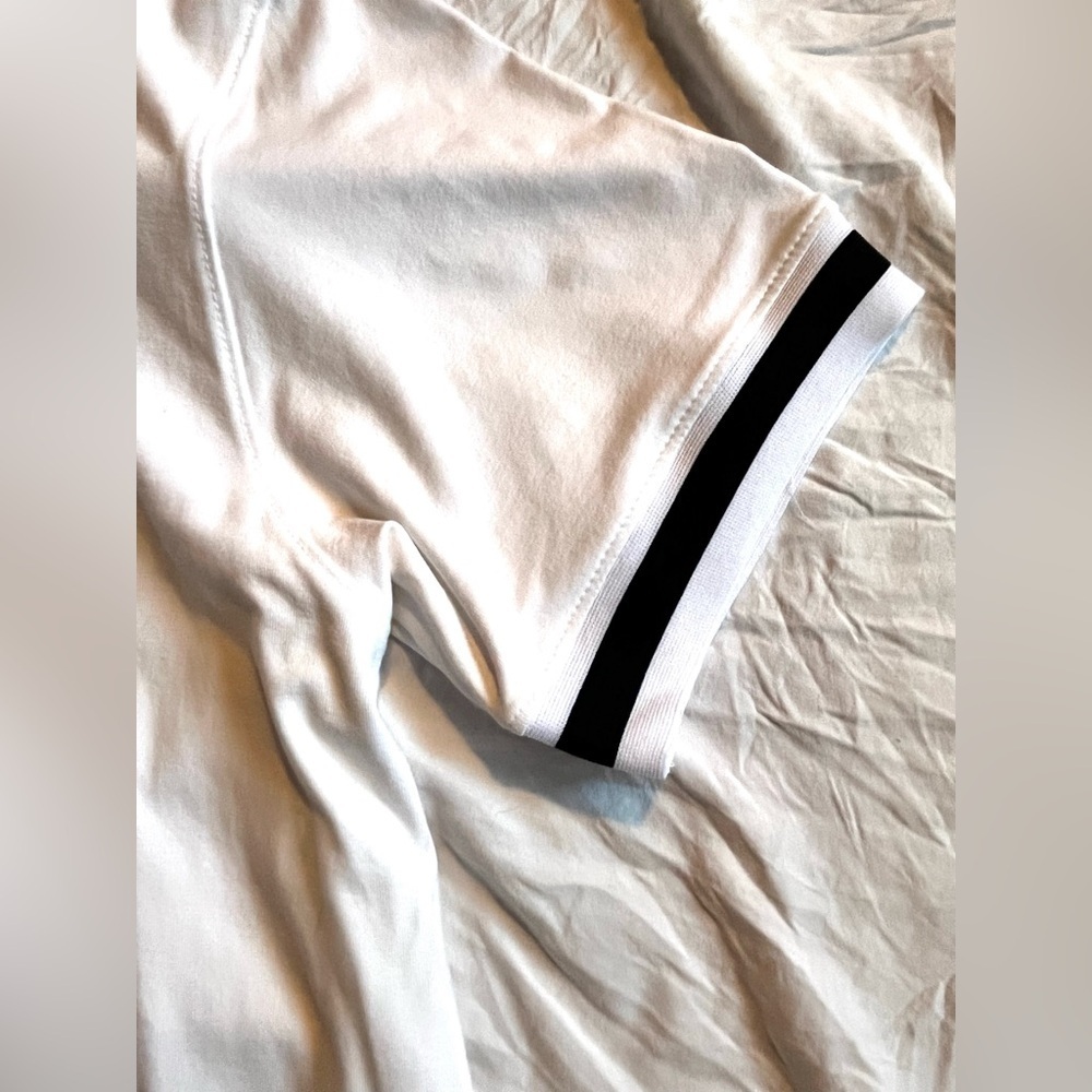 !Ay Guey! White Skull Graphic Men's T-Shirt Size Medium NWT - Picture 10 of 14